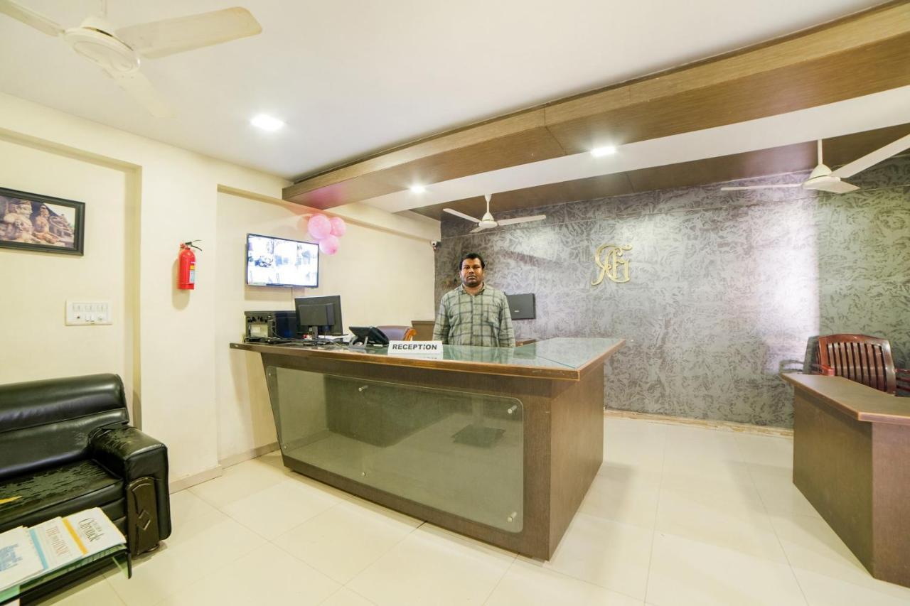 Super Capital O Raaga Grand Hotell Hyderabad Exteriör bild