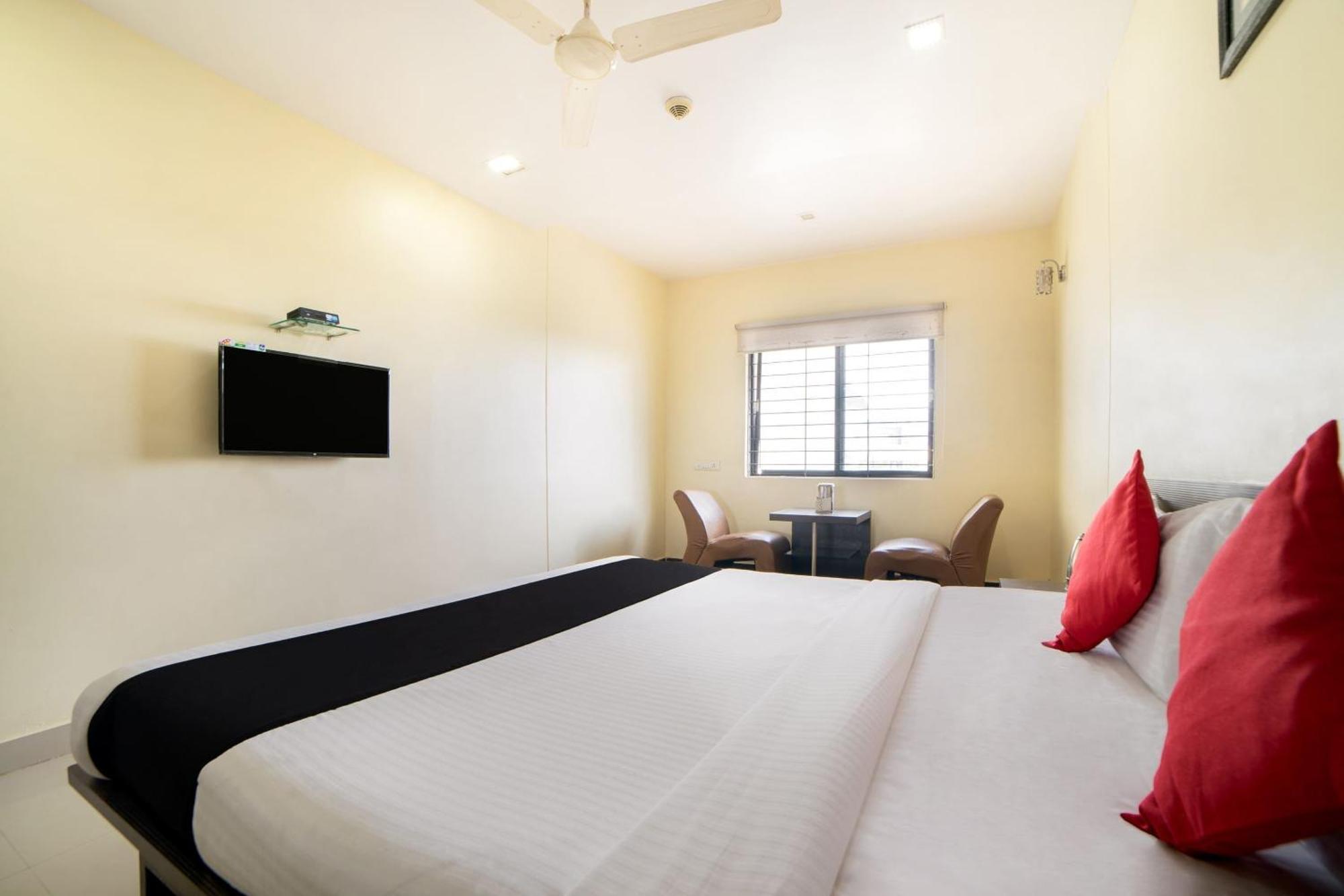 Super Capital O Raaga Grand Hotell Hyderabad Exteriör bild